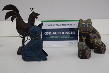 Afbeelding van Set met metalen en houten dierenbeelden