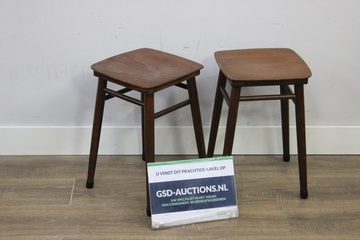 Afbeelding van Set van 2 Vintage Houten Krukjes