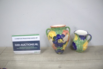 Afbeelding van Set van 2 Handgeschilderde Vazen''