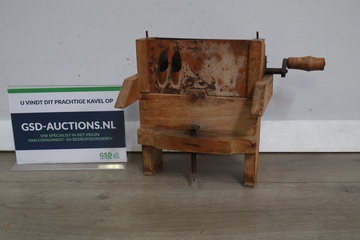 Afbeelding van Houten Antieke snijmachine