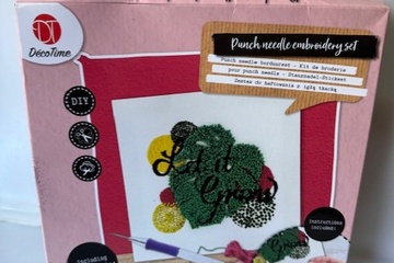 Afbeelding van DecoTime Punch Needle Embroidery Set.  Met deze DIY-set maak