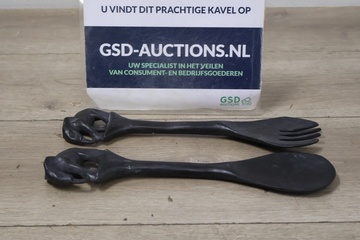 Afbeelding van Set Twee Handgesneden Olifant-Saladelepels van Zwart Hout