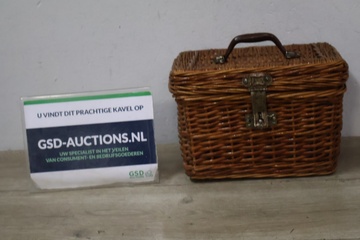 Afbeelding van Vintage Rieten Picknickmand''