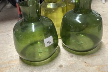 Afbeelding van 195. Glazen vazen 4 stuks