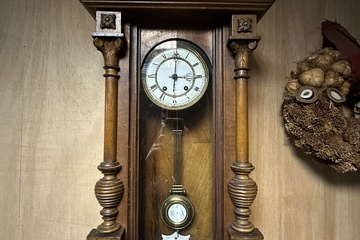 Afbeelding van 281. Antieke klok