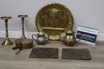 Afbeelding van Mix van 8 Metalen Decoratieve Voorwerpen