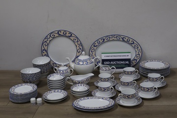 Afbeelding van Groot Volledig Servies van Versailles Limoges