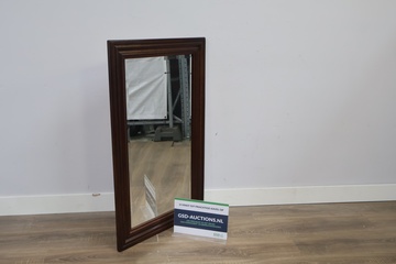 Afbeelding van Rechthoekige Wandspiegel met houten lijst