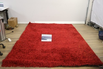 Afbeelding van Groot Rood Hoogpolig Tapijt (200x300cm)