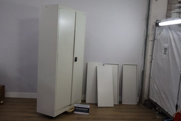 Afbeelding van Groot Metalen 2-Deurs Archiefkast