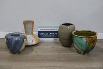 Afbeelding van Aardewerk vazen en bloempotten 4 stuks