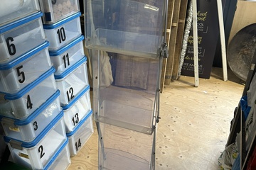 Afbeelding van 166. Folderrek