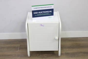 Afbeelding van Wit Houten Nachtkastje