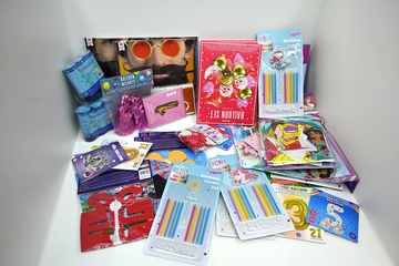 Afbeelding van Mystery Versiering & Feest  Box XL met 200 items