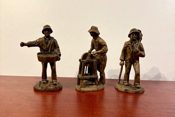 Afbeelding van 3 Decoratief verzamel Beeldjes uit Frankrijk jaren 1950-60