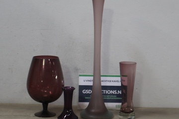 Afbeelding van Paarse glazen vazen 4 stuks''