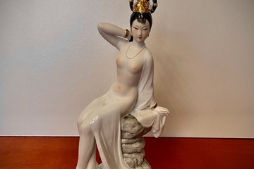 Afbeelding van Aziatisch naakt porseleinen damesbeeldje