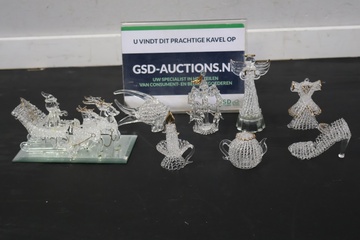 Afbeelding van Mix van Kristallen beeldjes 8 stuks