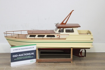 Afbeelding van Vintage Motorjacht Modelboot