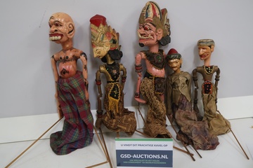 Afbeelding van Set van vijf traditionele houten poppen