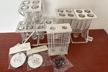 Afbeelding van Verschillende glas werk en andere items