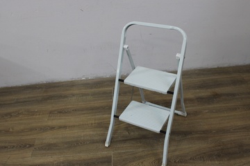 Afbeelding van Keukentrapje'