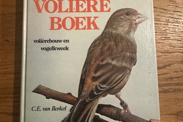 Afbeelding van Thieme’s Volièreboek – volièrebouw en vogelkweek, geschreven