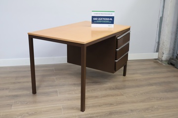 Afbeelding van Bruin Metalen Bureau