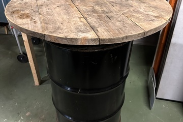 Afbeelding van 012. Olievaten statafel