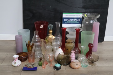 Afbeelding van Grote Mix van diverse glazen vazen