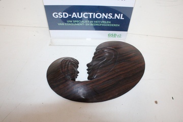 Afbeelding van Houten sierobject met gezichten