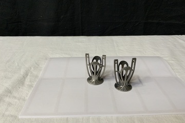 Afbeelding van Set van Twee Art Deco Kaarsenhouders