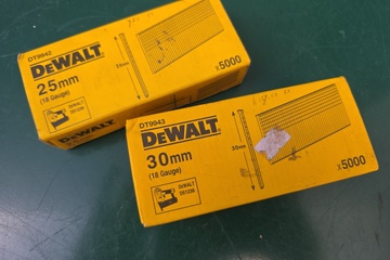 Afbeelding van DeWalt spijkers DT9942 en DT9943 voor D51238 machine