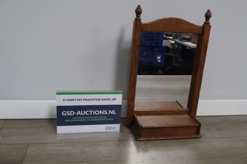Afbeelding van Vintage Houten Spiegeltje met Kammenbakje