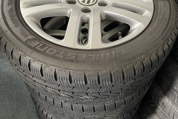 Afbeelding van Tomasian uitverkoop Banden en velgen 26/36