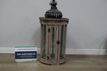 Afbeelding van Houten Windlicht met metalen kap