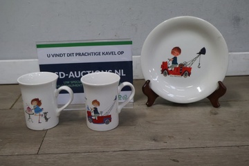 Afbeelding van Puk van de petteflet servies met een bord en 2 mokken