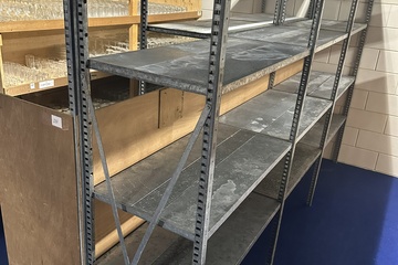 Afbeelding van 231. Metalen stellingen 6 x 1 m breed