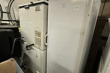 Afbeelding van 257. Vriezers 3 stuks