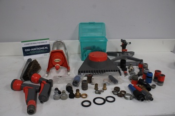 Afbeelding van Mix van Tuinslang Sproeikoppen met Onderdelen