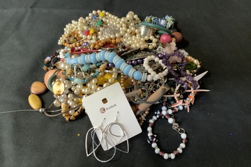Afbeelding van Diverse sieraden - 1,5 kg