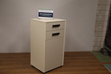 Afbeelding van Wit Houten robuust Kantoorkastje