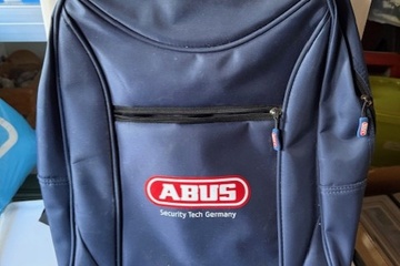 Afbeelding van ABUS trolley rugzak in blauwe uitvoering.  Deze praktische r