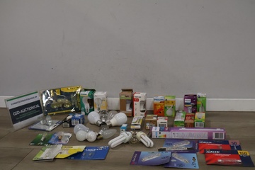 Afbeelding van Mix van ledlampen, spaarlampen en Halogeenlampen