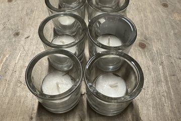 Afbeelding van 192. Waxinelichtjes 8 stuks