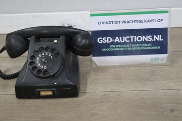 Afbeelding van Vintage bakeliet telefoon met draaischijf