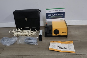 Afbeelding van Orion diafilm projector met accessoires