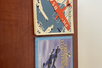 Afbeelding van 2 Boeken over vliegtuigen