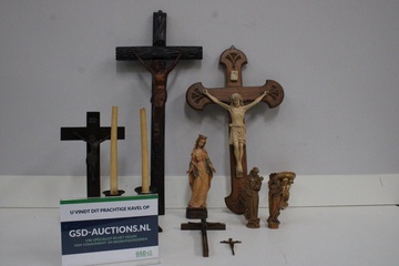 Afbeelding van Collectie van 8 Religieuze Voorwerpen