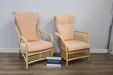 Afbeelding van Set van twee rotan fauteuils met kussens